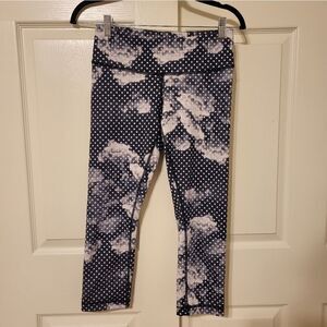NWOT Lululemon Wunder Under crop full-on Luon Dottie Dream black/white leggings
